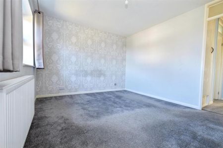 2 bedroom end of terrace house to rent - Photo 4