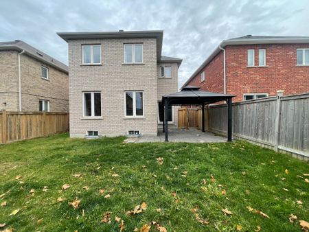 For Lease - 1784 Jack Glenn Street, Oshawa, Ontario - Photo 2