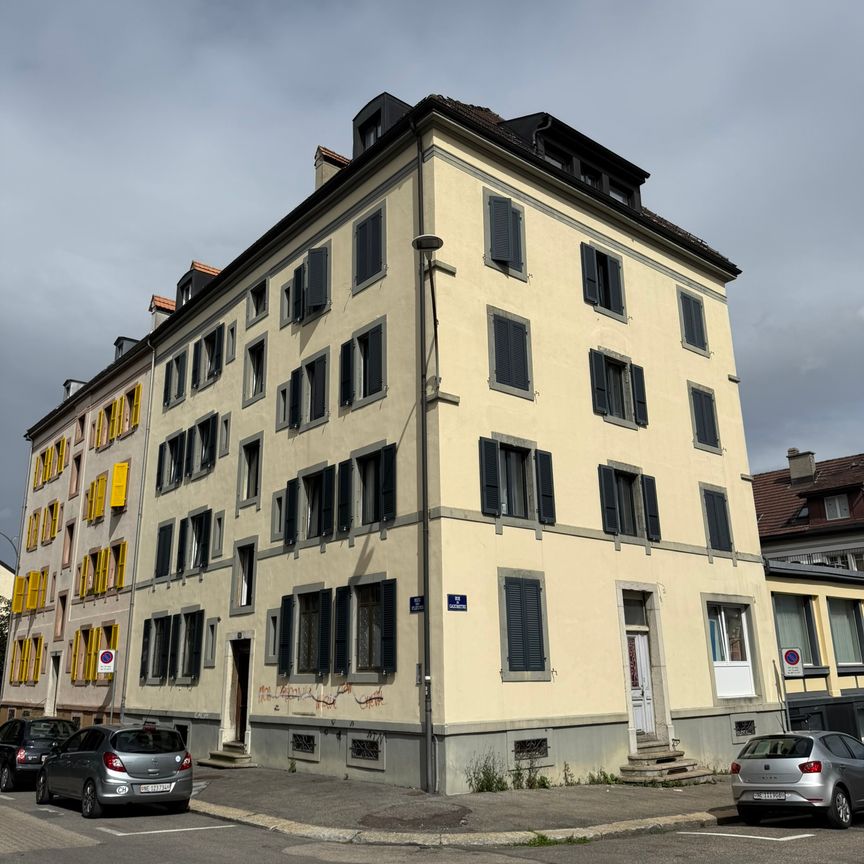 **À louer : Appartement 3 pièces au 2ème étage – Rue des Fleurs 24, La Chaux-de-Fonds** - Photo 2