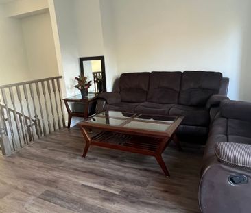 For Lease - 10 Winters Crescent, Collingwood, Ontario - Photo 2