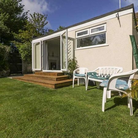 Towan Blystra Road, TR7 - Photo 2