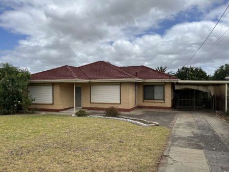 Three Bedroom Family Home with Large Verandah - Photo 5