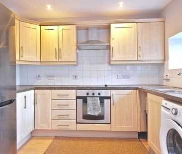 28 Lomond Avenue, Belfast, BT4 3AJ - Photo 3