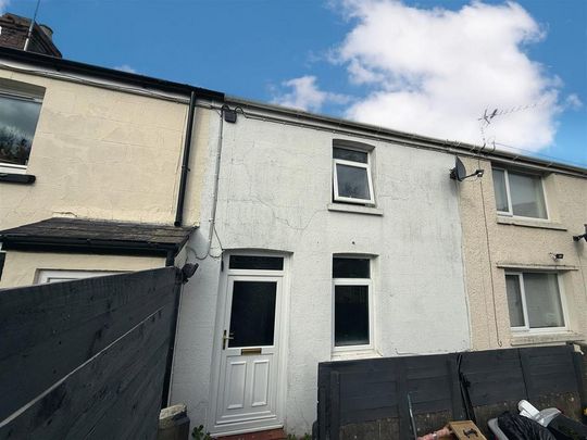 2 bedroom terraced house to rent - Photo 1