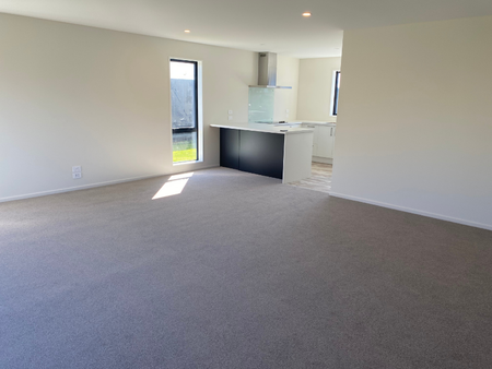 18 Kura Lane | $640 weekly - Photo 2