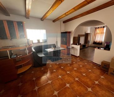 Casa /Villa 3 camere mobilata/utilata - zona Centrul Civic - Fotografie 1