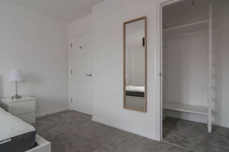 217 Saint Annes Square, Hector Court, 10 Edward Street, Belfast, BT1 2LR - Photo 5