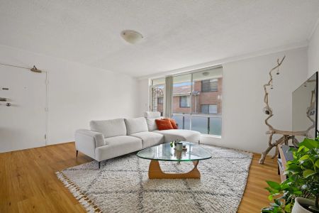 Sundrenched With Extra Large Proportions - Photo 4