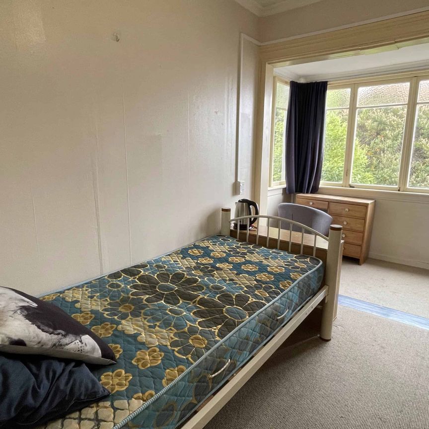 Convenient Studio Room on Union Street - Photo 1