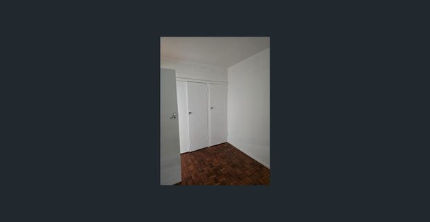 Neat 1 Bedroom Unit close to all amenities!!! - Photo 1