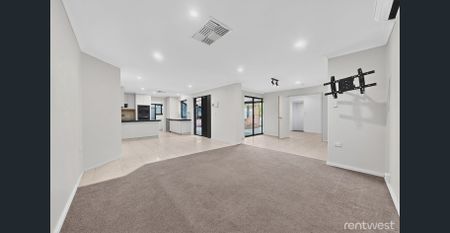 PRIME LOCATION - Photo 5