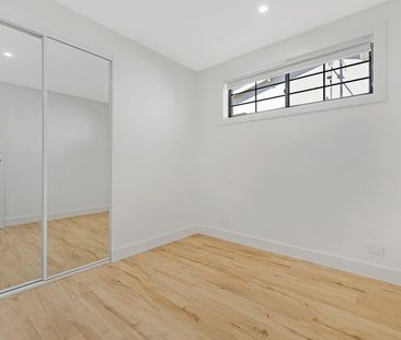 2-Bedroom Granny Flat in Prime Location at Dural! - Photo 2