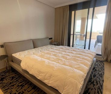 2 Bedroom Apartment For Rent in Benahavís, Málaga - Photo 3