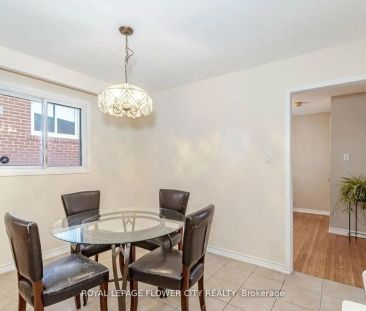 18 PROUSE DRIVE - Photo 3