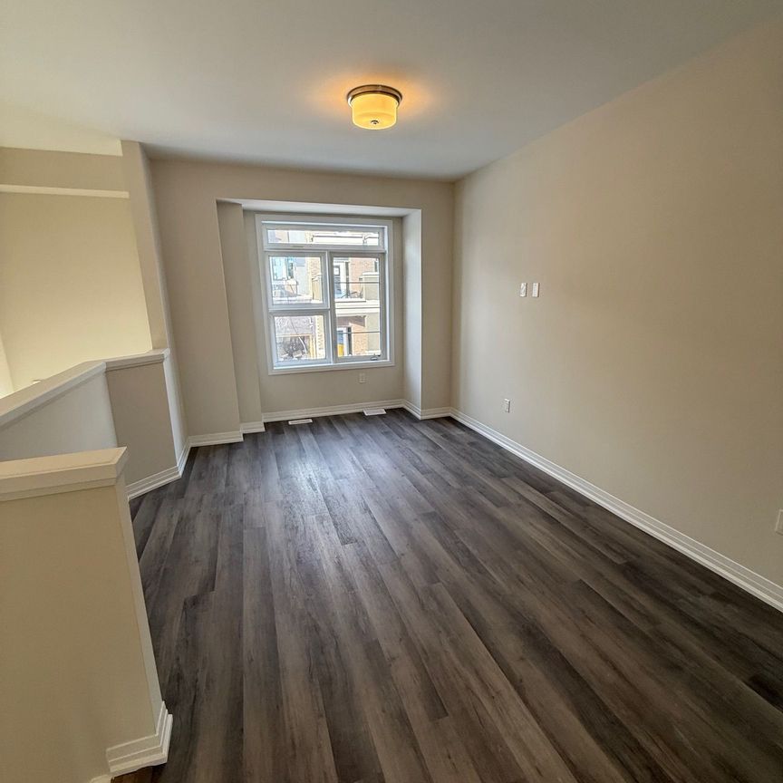 For Lease - 660 Colborne Street Unit# 158, Brantford, Ontario - Photo 1
