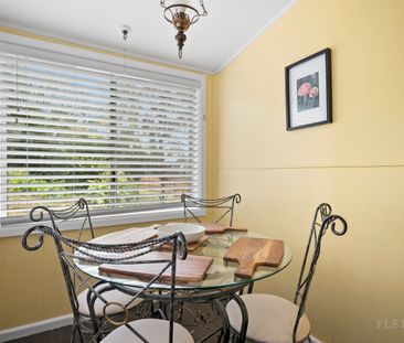 60-66 Kerr Cres, Montrose VIC 3765 - House For Rent | Domain - Photo 2