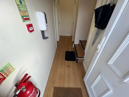 1 bedroom house of multiple occupation to rent - Photo 5