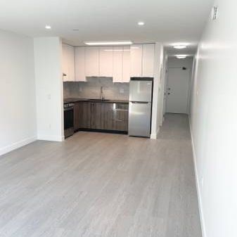 Fully renovated STUDIO in the heart of Kitsilano - Photo 4