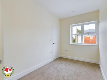 Clevedon Road, Gloucester - Photo 3
