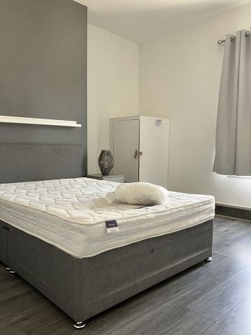 3 Bed End Terrace, Acanthus Road, L13 - Photo 3