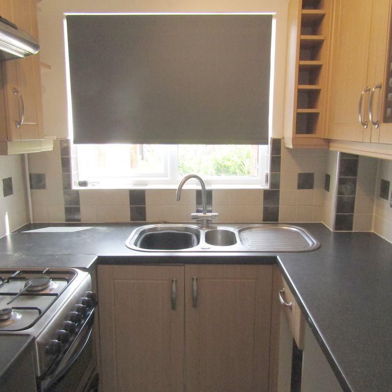 1 bedroom semi-detached house to rent - Photo 1