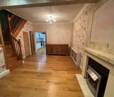 2 Bed Terraced House, Jutland Road, E13 - Photo 3