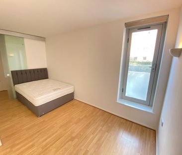 Luxury 2-Bed Riverside Apartment – Limehouse - Photo 4