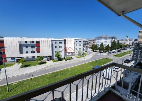 Apartamento T2+1
