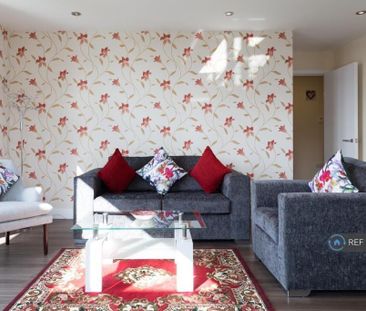 2 bedroom penthouse to rent - Photo 1