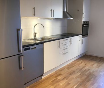 Hyllie Kyrkoväg 58, lgh 1101, Gamla Limhamn - Photo 2