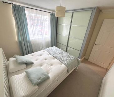 2 bedroom maisonette to rent - Photo 6