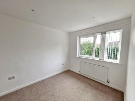 Warmington - Photo 4