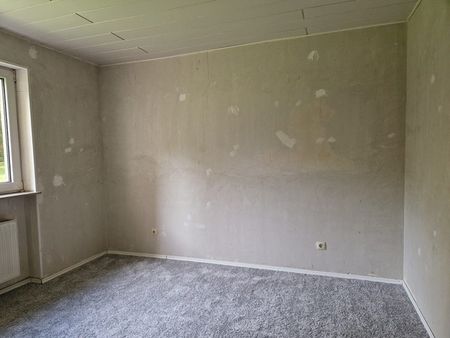 Gefplegte Erdgeschosswohnung in Dudweiler zu vermieten - Foto 5