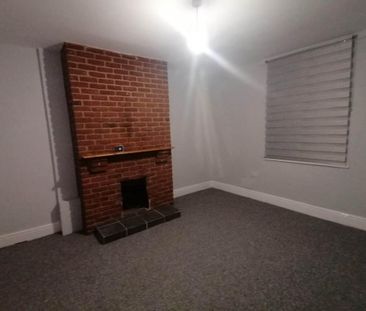2 bedroom house to rent - Photo 1