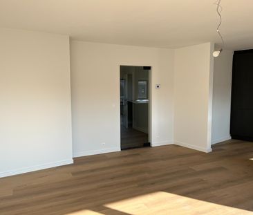 Volledig gerenoveerd appartement met 2 slpks en prachtig terras (V2... - Foto 6