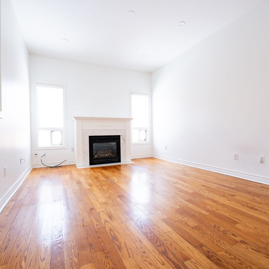 For Lease - 717 Salinger Court, Mississauga, Ontario - Photo 1