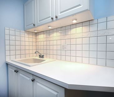 For Lease - 409 Hobbs Crescent, Milton, Ontario - Photo 2