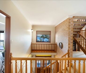 Spacious Family Home with Stunning Lake Views - Photo 2