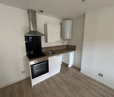 GRAND STUDIO DANS RÉSIDENCE SÉCURISÉE - A DEUX PAS DU CENTRE-VILLE - Photo 3