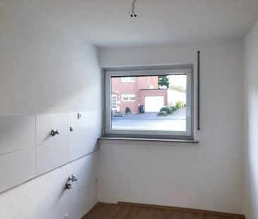 Gut geschnittene EG Wohnung mit Balkon und Garage - Photo 1