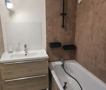 Location Appartement 3 pièces 61m² MOISSY CRAMAYEL 77550 - Photo 3
