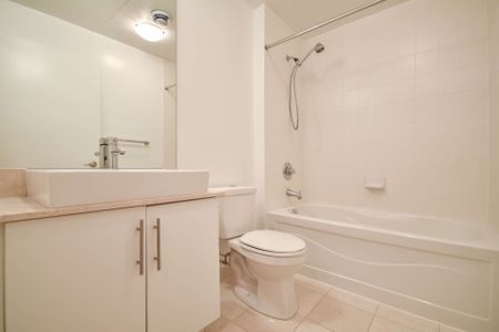 For Lease - 65 Bremner Boulevard Unit# 2507, Toronto, Ontario - Photo 2
