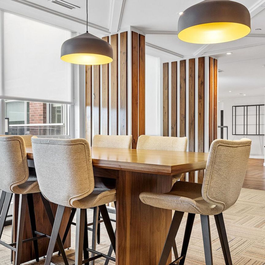 Basketball Court - Gym - 6 Appliances - Garage Parking - Photo 1