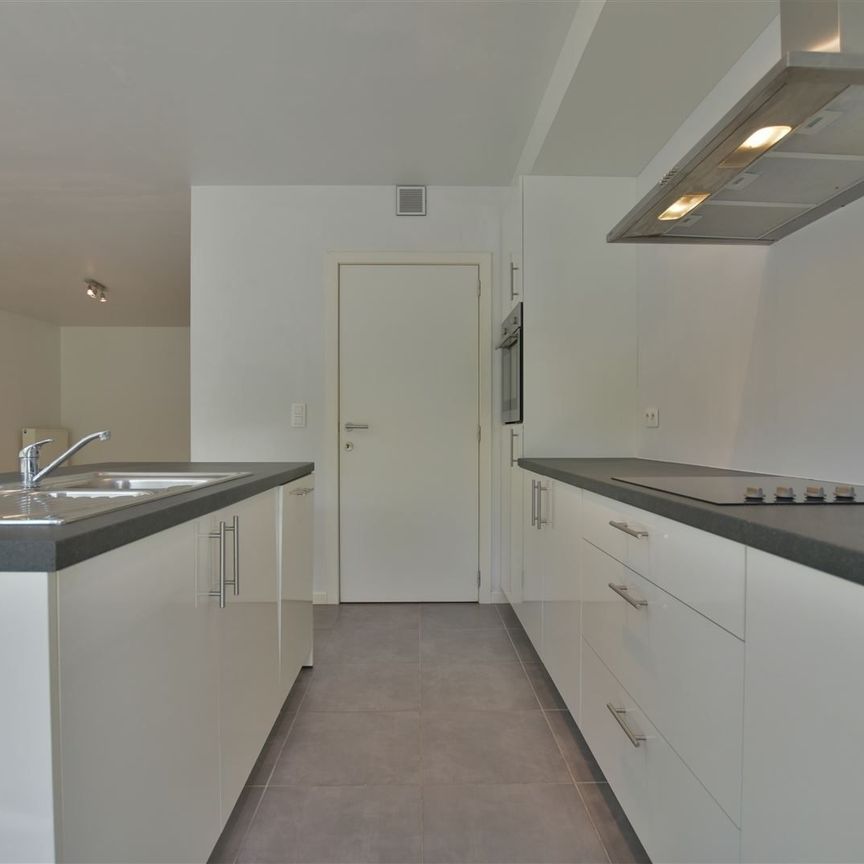 Prachtig gelijkvloers appartement met 2 slaapkamers te Dendermonde (Schoonaarde) - Photo 1