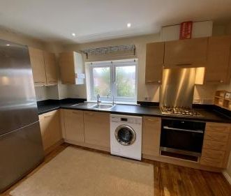 2 bedroom coach house to rent - Photo 6