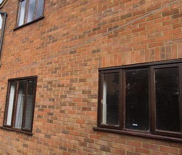 4 bedroom detached house to rent - Photo 6