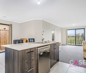 9 Dalziell Crescent, Cranbourne North - Photo 6