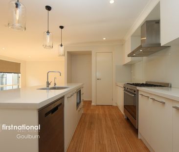 64 Mewburn Drive, Goulburn - Photo 1