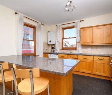 2 bedroom flat to rent - Photo 6