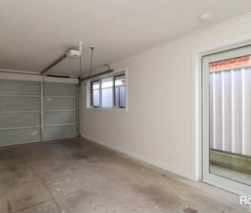 NEAT & TIDY UNIT IN NEWNHAM - Photo 5